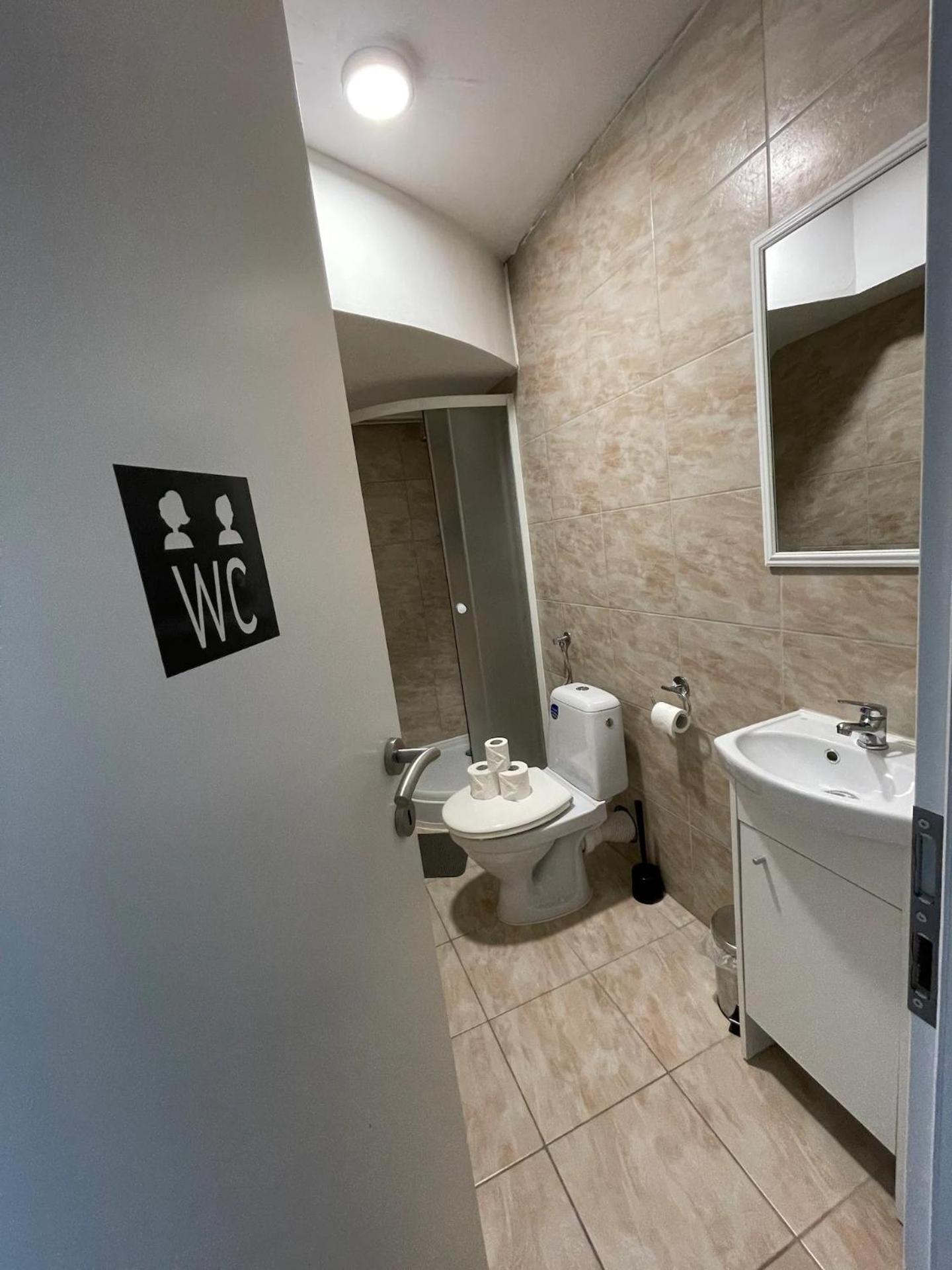 Granada Rooms Ljubljana Bagian luar foto