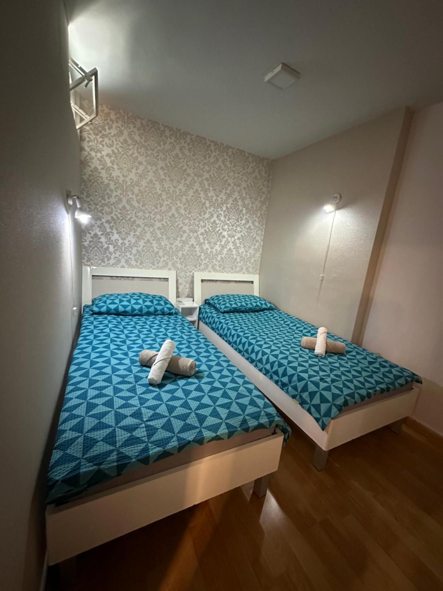 Granada Rooms Ljubljana Bagian luar foto